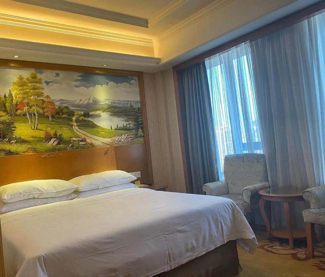 Vienna International Hotel Hangzhou Zhuantang Art School Wenyan Екстер'єр фото